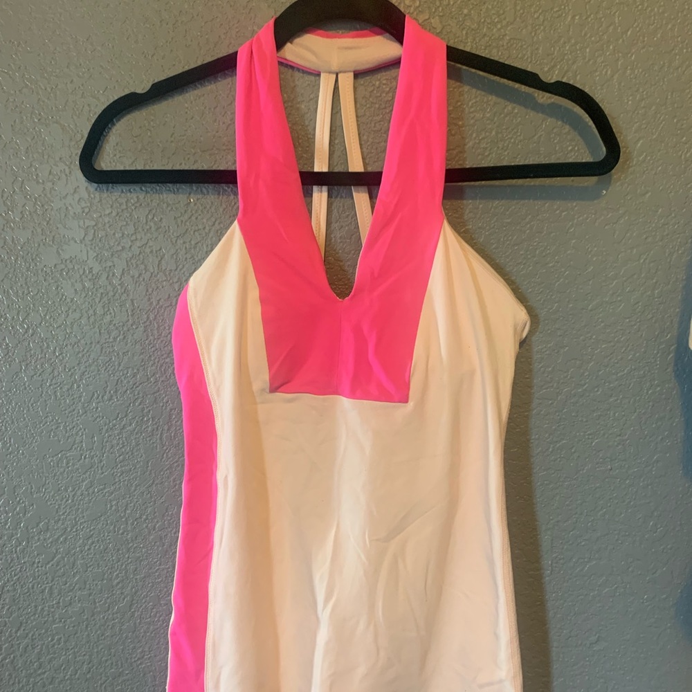 Lululemon tank